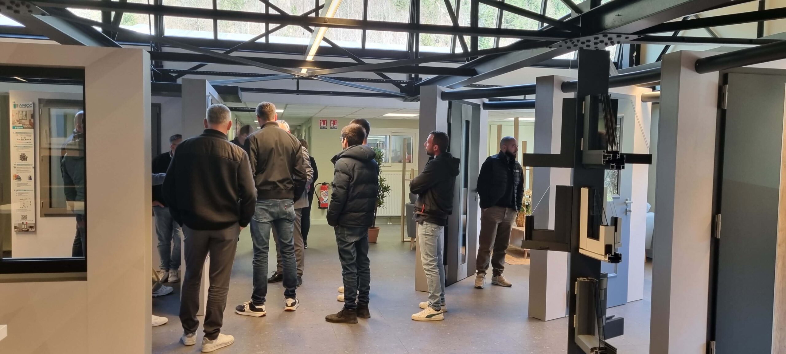 Présentation du nouveau showroom SNM aux membres du Club AMCC.