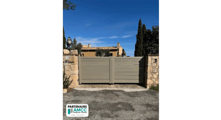 Portail - Réalisation AMCC ROQUEBRUNE-SUR-ARGENS