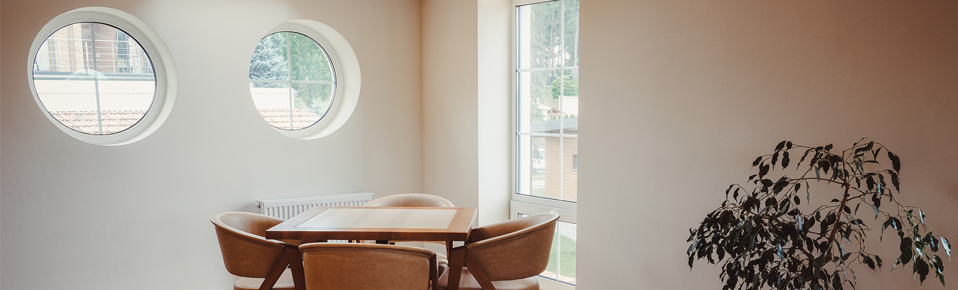 Différentes formes et ouvertures des fenêtres AMCC