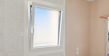 Fenêtre oscillo-battant salle de bains