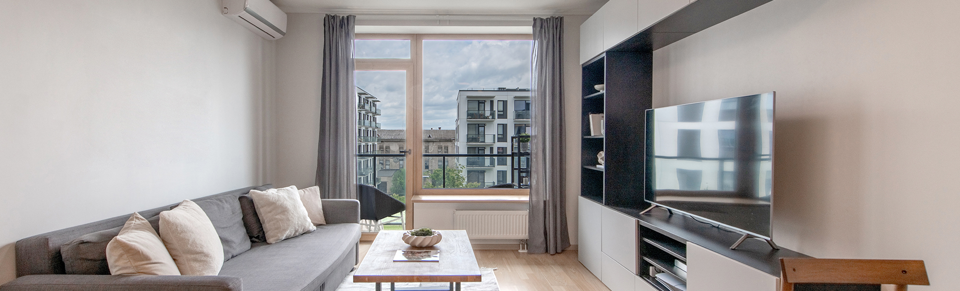 Porte fenêtre en PVC blanc